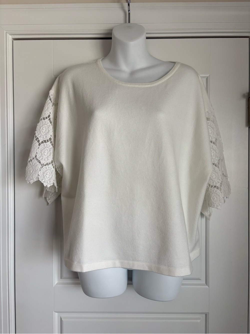 Kut from the Kloth lightweight summer sweater